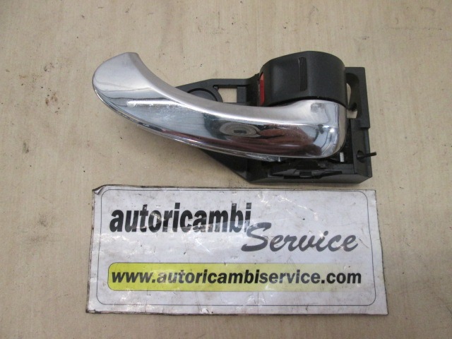 6920533090B0 MANIGLIA INTERNA PORTA POSTERIORE DESTRA TOYOTA RAV4 2.2 D 6M 5P 100KW (2008) RICAMBIO USATO 