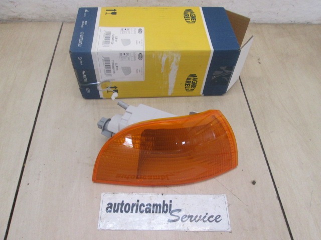 36480112 FRECCIA INDICATORE DI DIREZIONE ANTERIORE DESTRA MAGNETI MARELLI FIAT PUNTO S 1.1 3P RICAMBIO NUOVO LLB161 ARANCIONE