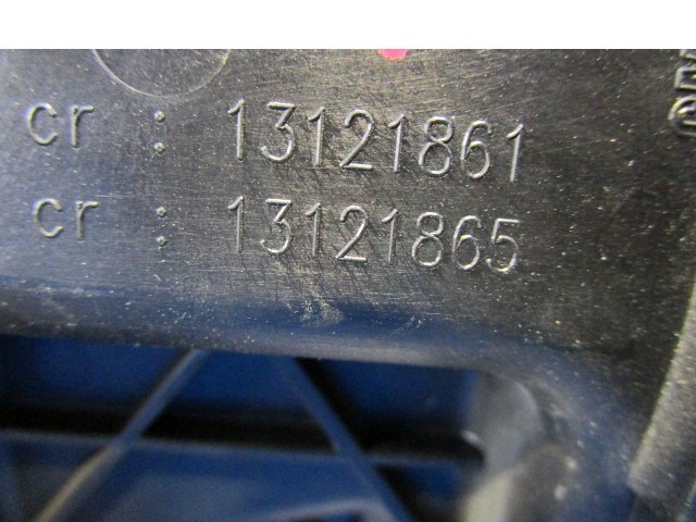 13121861 MANIGLIA INTERNA PORTA POSTERIORE DESTRA OPEL MERIVA A 1.4 G 66KW 5M 5P (2010) RICAMBIO USATO 