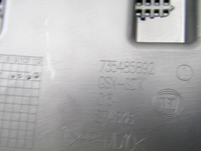 735485892 RIVESTIMENTO SUPERIORE QUADRO STRUMENTI CONTACHILOMETRI FIAT PUNTO EVO 1.2 B 48KW 5M 5P (2010) RICAMBIO USATO