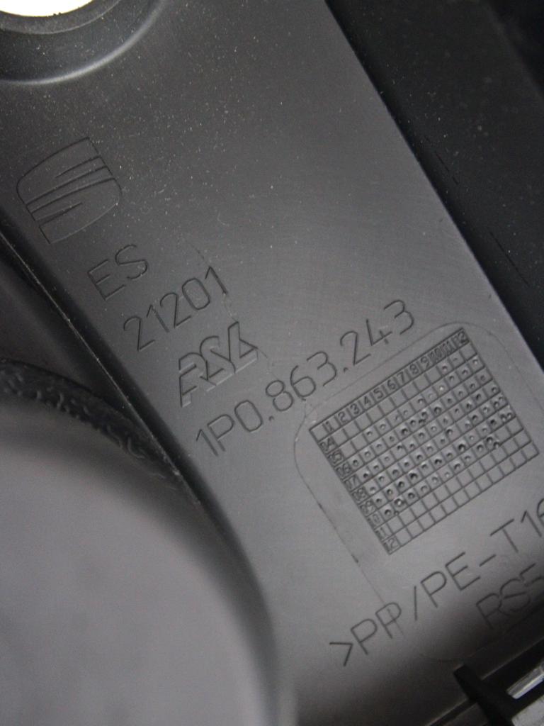 1P0863243 TUNNEL CENTRALE SEAT LEON 1.6 D 77KW 5M 5P (2011) RICAMBIO USATO